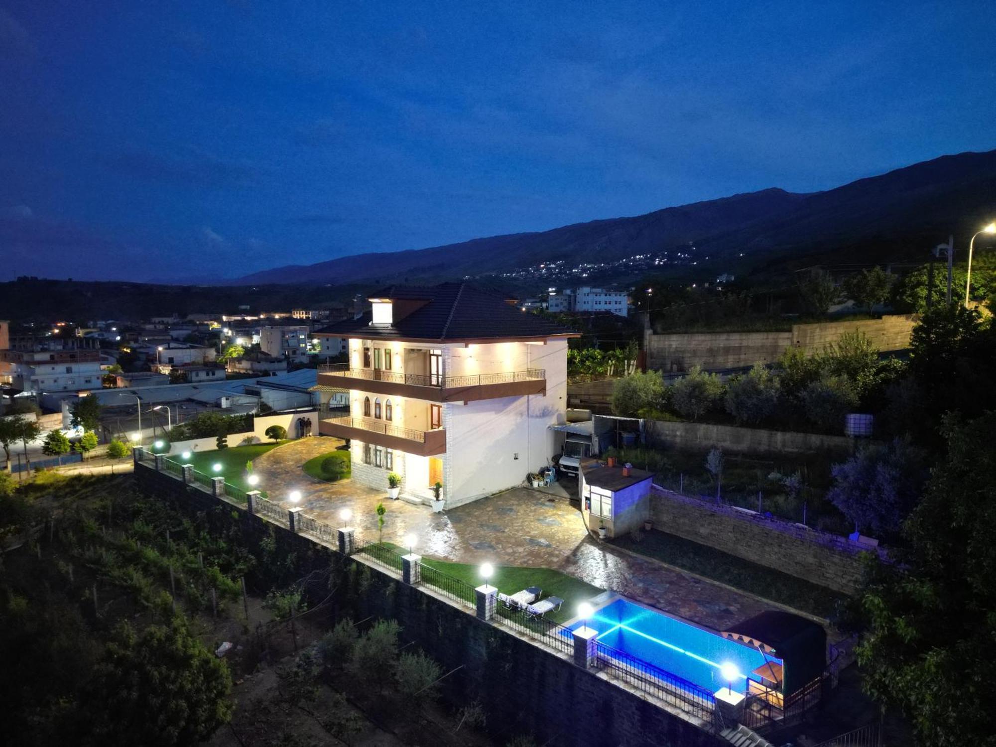 Shena Guest House Gjirokastër Exterior foto